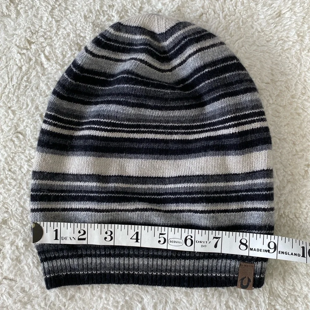❤️ True Religion Striped Beanie